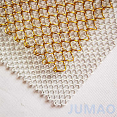 Szlachetne złote zasłony z diamentowymi dziurami